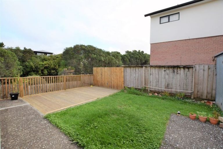 Photo of property in 1/17 Charlenne Close, Ranui, Auckland, 0612