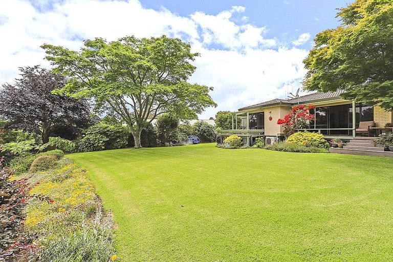 Photo of property in 35 Links View Drive, Omokoroa, 3114