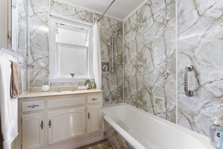 Photo of property in 20 Seddon Street, Aramoho, Whanganui, 4500