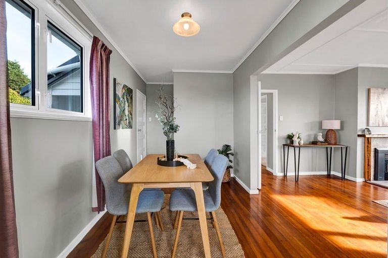 Photo of property in 18 Drake Street, Vogeltown, New Plymouth, 4310