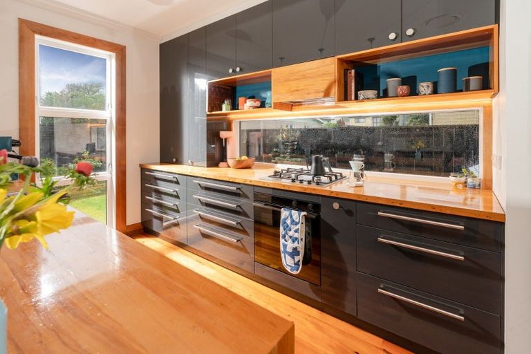 Photo of property in 75 Miramar Avenue, Miramar, Wellington, 6022