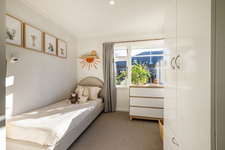 Photo of property in 53 Harris Crescent, Papanui, Christchurch, 8053