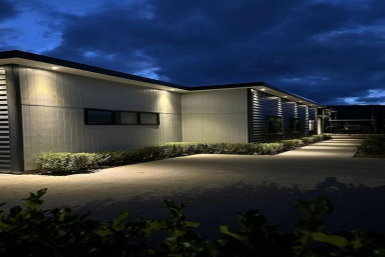 Photo of property in 14 Gallipoli Road, Trentham, Upper Hutt, 5018