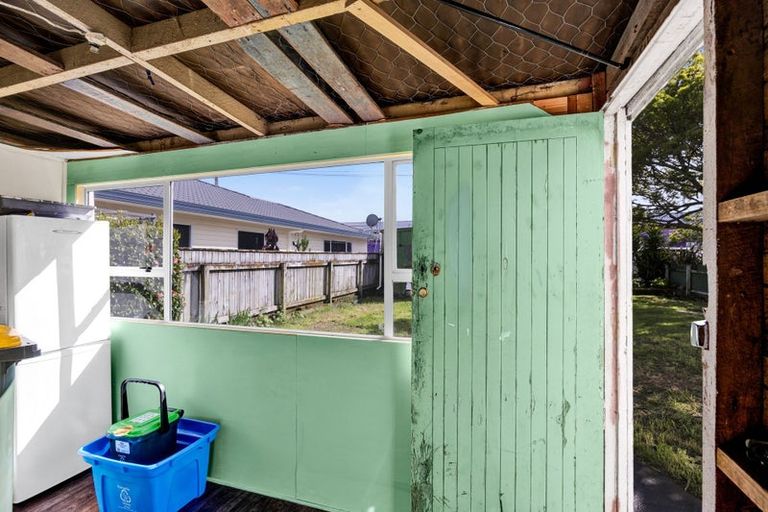 Photo of property in 20 Furlong Street, Hawera, 4610