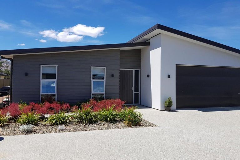 Photo of property in 12 Electric Place, Cromwell, 9310