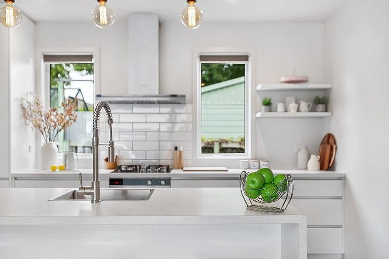 Photo of property in 22a Donegal Street, Cromwell, 9310