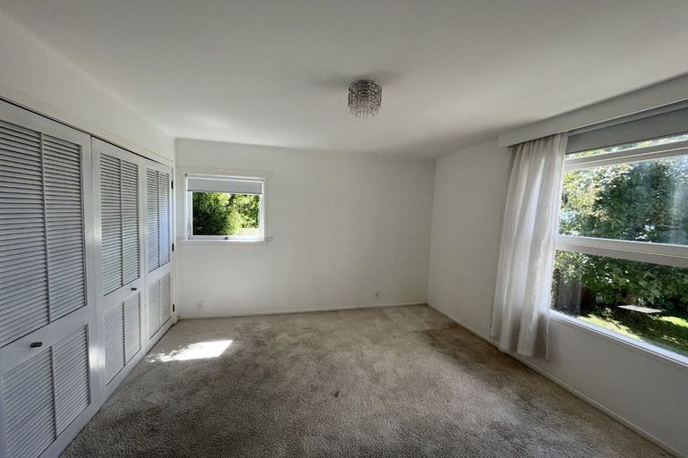 Photo of property in 15a Park Rise, Campbells Bay, Auckland, 0630