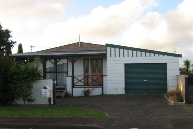 Photo of property in 29a Oriwa Street, Waikanae, 5036