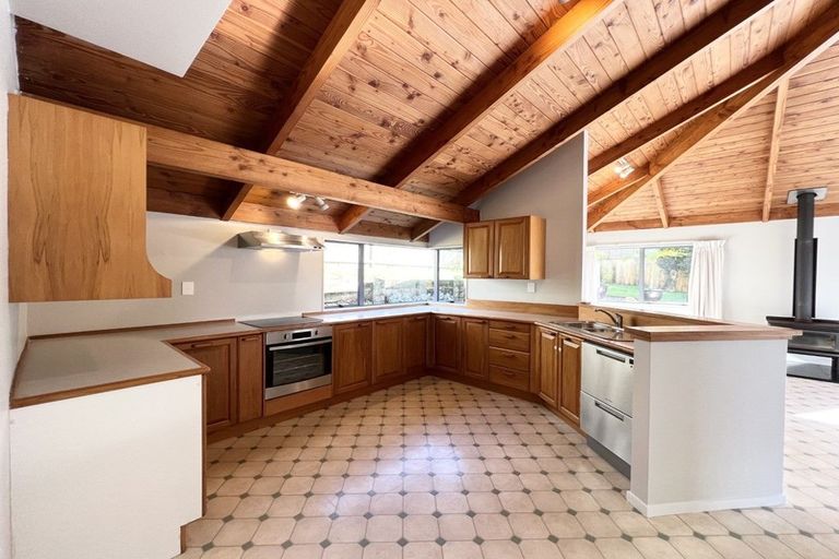 Photo of property in 10 Parkside Road, West Harbour, Auckland, 0618