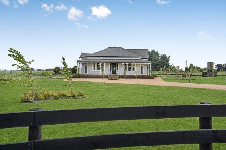 Photo of property in 906a-b Bidwills Cutting Road, Morison Bush, Greytown, 5794