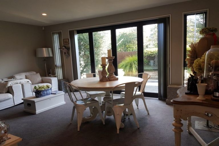 Photo of property in 174 Strickland Street, Sydenham, Christchurch, 8023