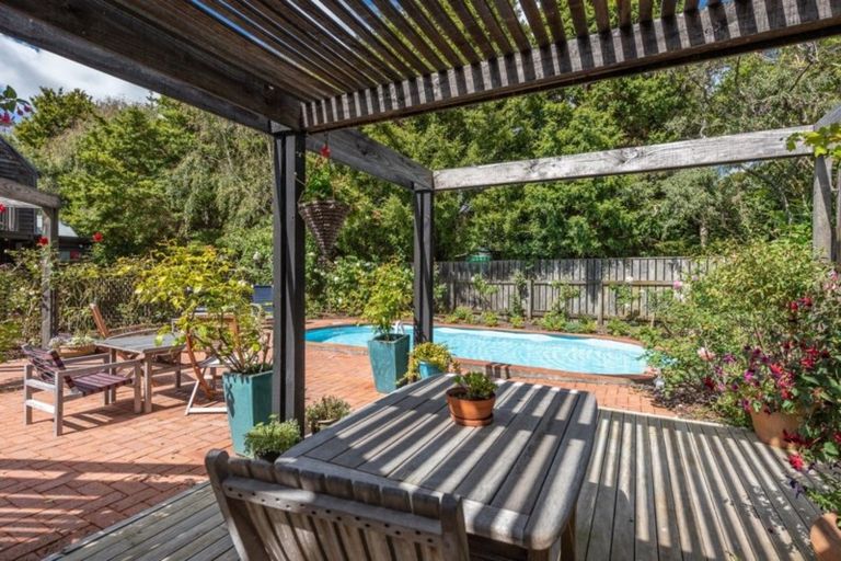 Photo of property in 234 Te Moana Road, Waikanae, 5036