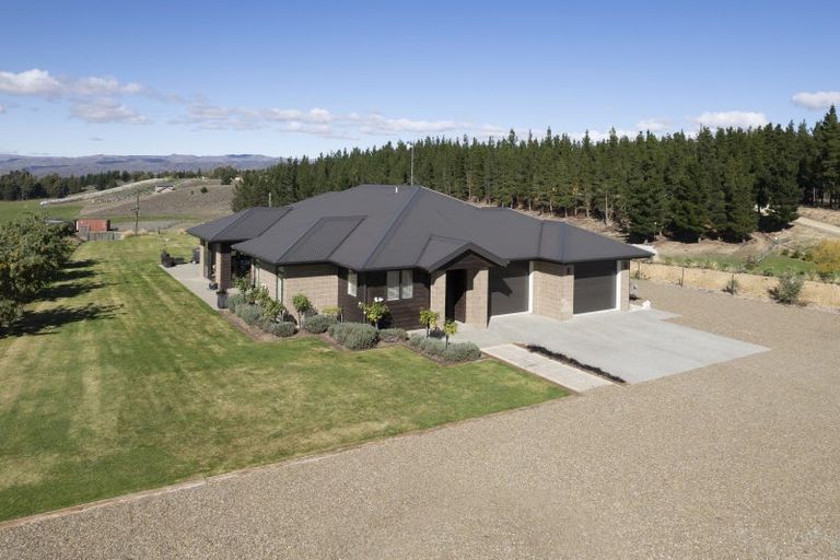 Photo of property in 390c Letts Gully Road, Letts Gully, Alexandra, 9393