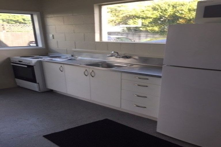 Photo of property in 6/7 Newnham Terrace, Upper Riccarton, Christchurch, 8041