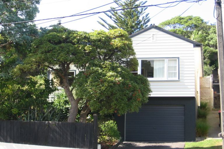 Photo of property in 35 Cockayne Road, Khandallah, Wellington, 6035