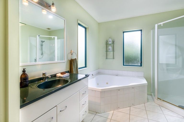 Photo of property in 30 Palmbrook Avenue, Havelock North, 4130