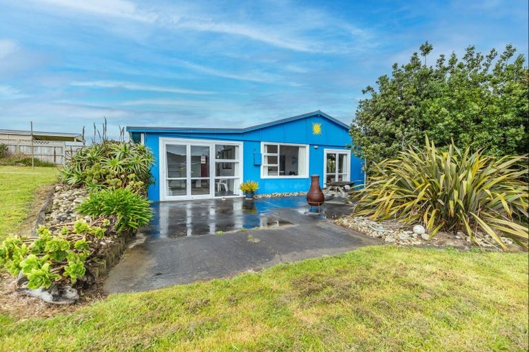 Photo of property in 5 Mahuri Street, Himatangi Beach, Foxton, 4891