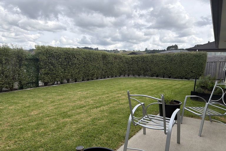 Photo of property in 27 Helenvale Crescent, Pokeno, 2402