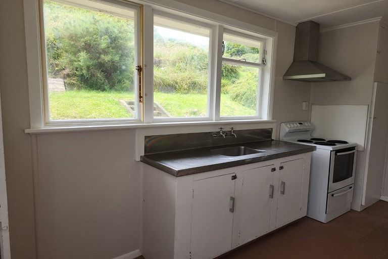 Photo of property in 91 Mungavin Avenue, Ranui, Porirua, 5024