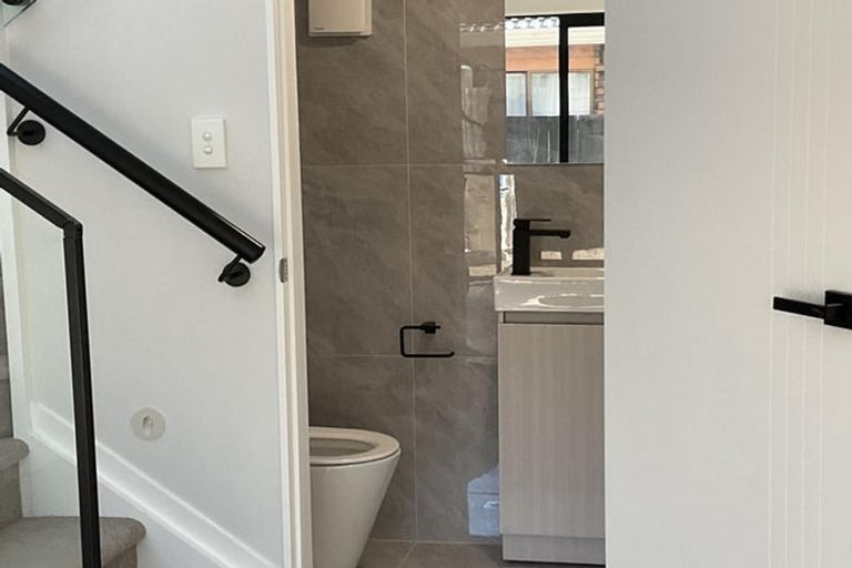 Photo of property in 6/24 Watson Place, Papatoetoe, Auckland, 2025