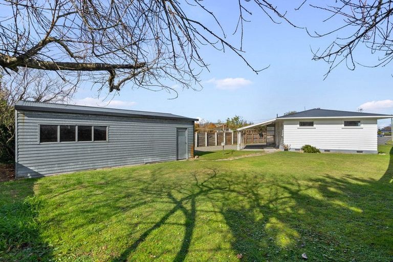 Photo of property in 10 Fergusson Street, Solway, Masterton, 5810