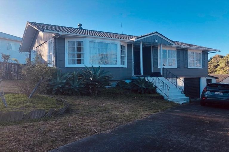 Photo of property in 72 Sycamore Drive, Sunnynook, Auckland, 0620