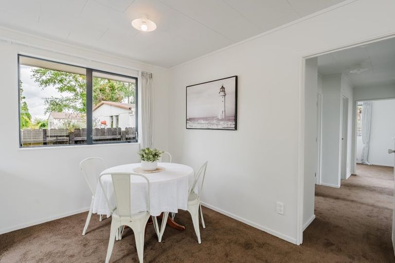 Photo of property in 19 Ellicott Road, Nawton, Hamilton, 3200