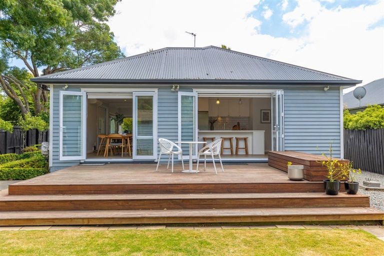 Photo of property in 56 Rayburn Avenue, Papanui, Christchurch, 8053