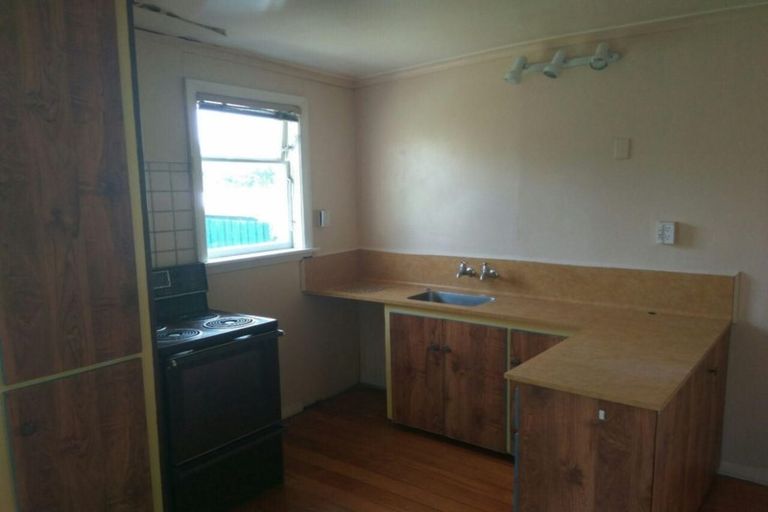 Photo of property in 91 Palmers Road, New Brighton, Christchurch, 8083