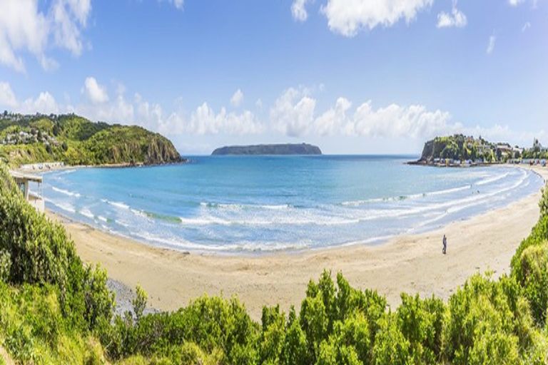 Photo of property in 12 Beach Road, Titahi Bay, Porirua, 5022