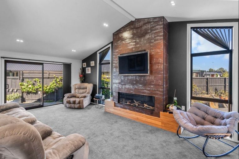 Photo of property in 19 Delapre Drive, Rolleston, 7615