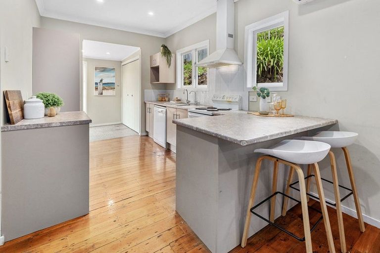 Photo of property in 75 Hatea Drive, Regent, Whangarei, 0112