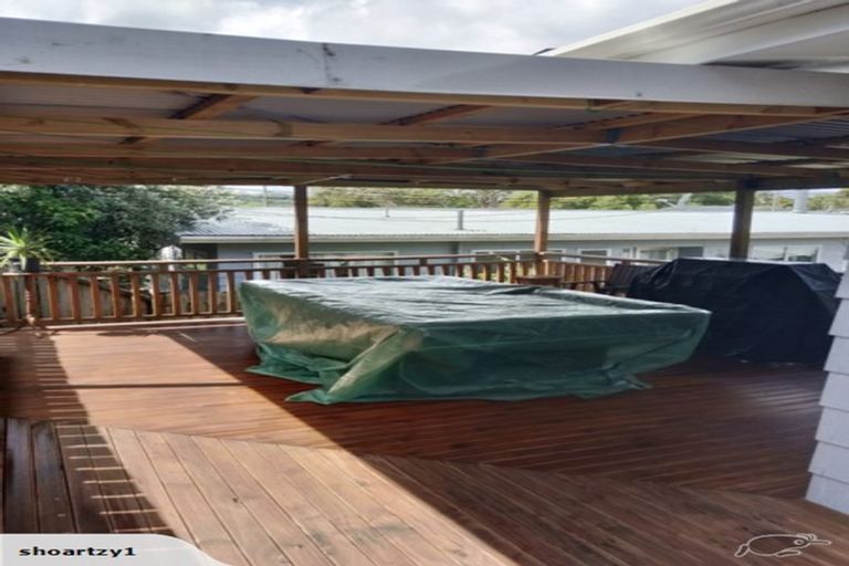 Photo of property in 57c Kamara Road, Glen Eden, Auckland, 0602