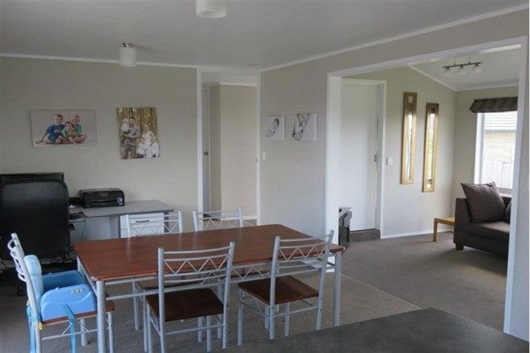 Photo of property in 67 Sandwich Road, St Andrews, Hamilton, 3200