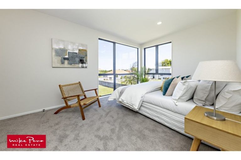 Photo of property in 8 Te Aparangi Crescent, Papakura, 2110