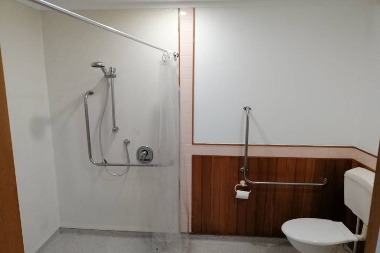 Photo of property in 6 Holborn Drive, Stokes Valley, Lower Hutt, 5019