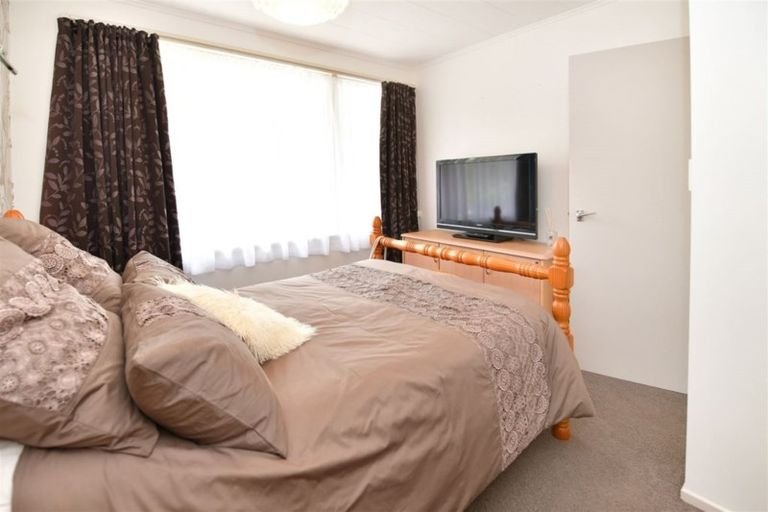 Photo of property in 622a Whangaparaoa Road, Stanmore Bay, Whangaparaoa, 0932