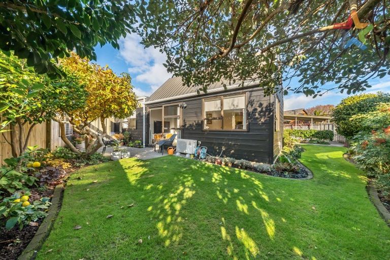 Photo of property in 4/5a Bloomfield Terrace, Hutt Central, Lower Hutt, 5010