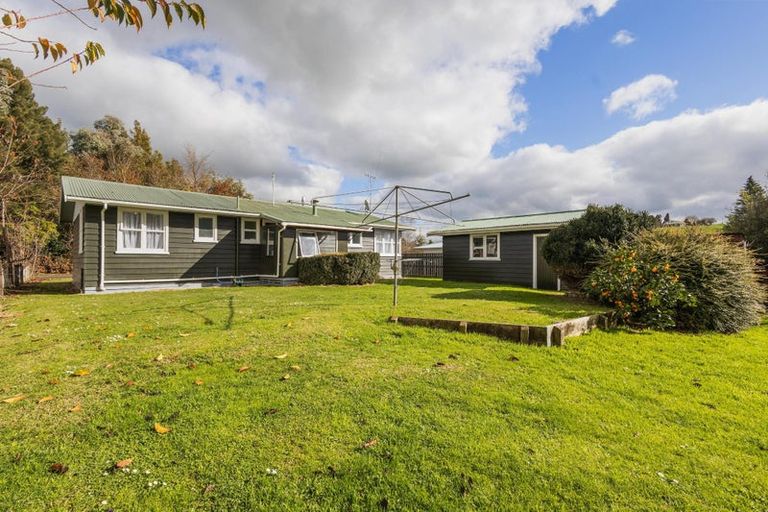 Photo of property in 6 Golf Street, Putaruru, 3411