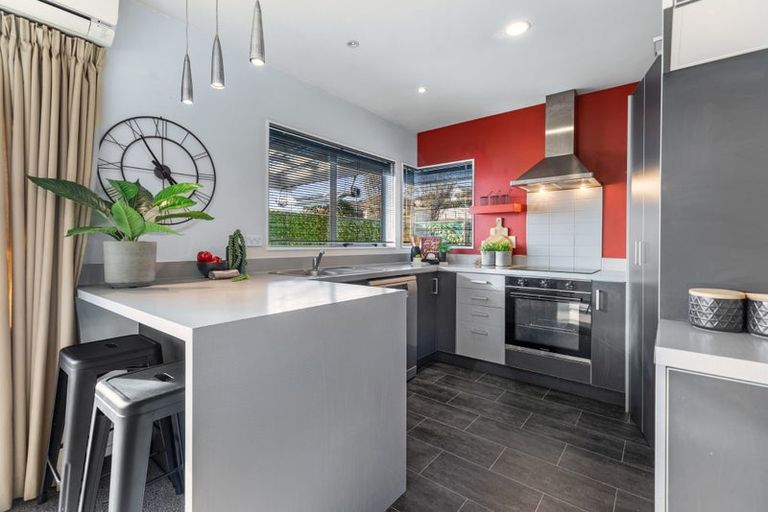 Photo of property in 15 Talbot Place, Welcome Bay, Tauranga, 3112