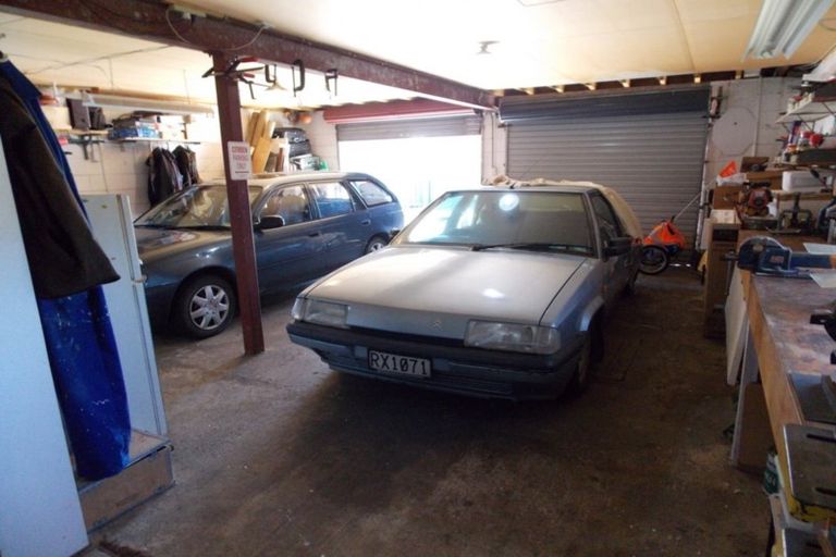 Photo of property in 30 Home Street, Winton, 9720