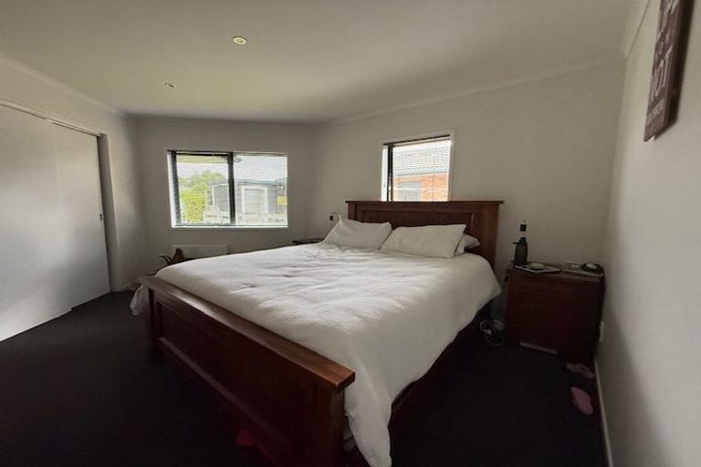 Photo of property in 15 Opal Avenue, Timberlea, Upper Hutt, 5018