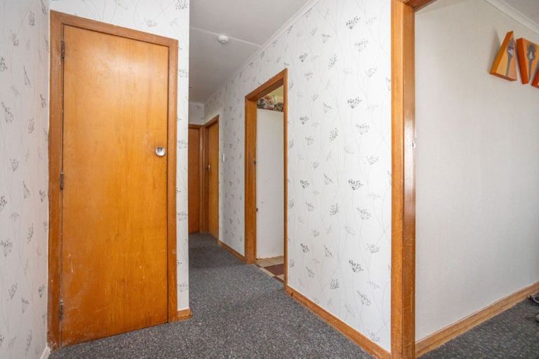 Photo of property in 5 Empire Street, Dannevirke, 4930