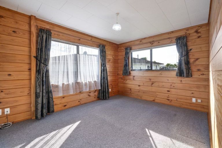 Photo of property in 37 Pukepapa Road, Marton, 4710