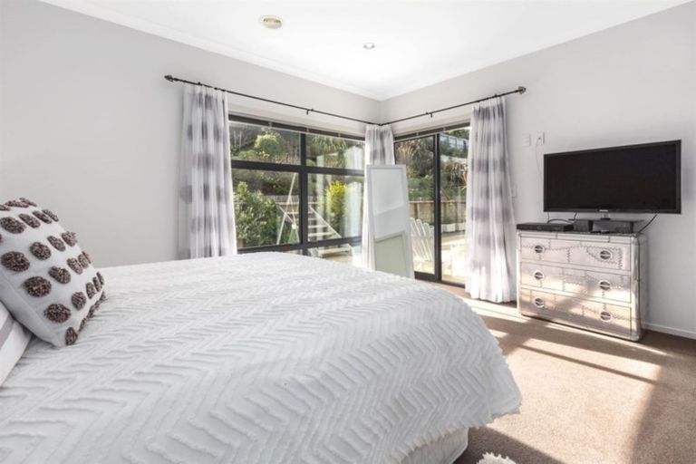 Photo of property in 24 Paparoa Crescent, Aotea, Porirua, 5024