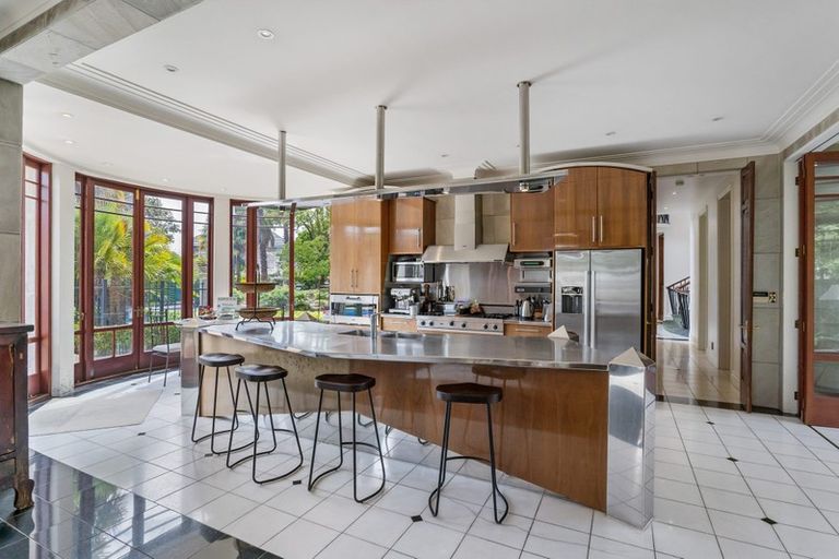 Photo of property in 79 Shore Road, Remuera, Auckland, 1050