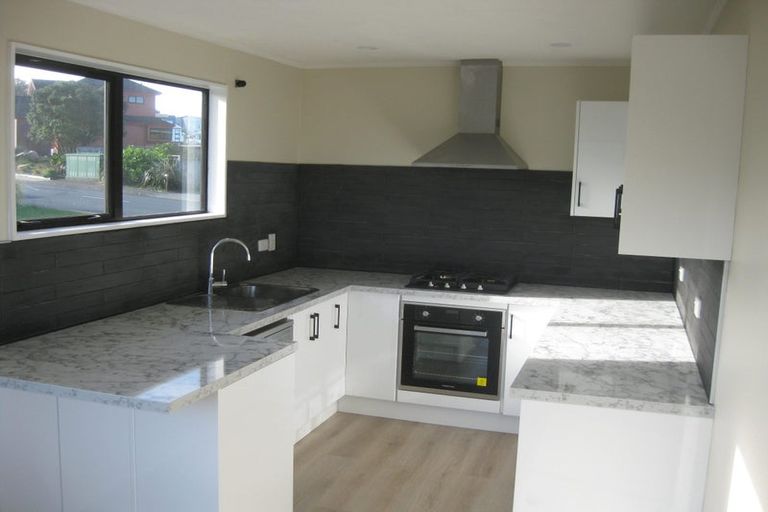 Photo of property in 87b Frobisher Street, Island Bay, Wellington, 6023