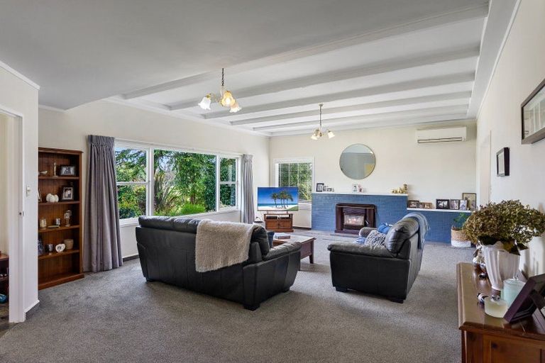 Photo of property in 43 Te Horo Hautere Cross Road, Te Horo, Otaki, 5582