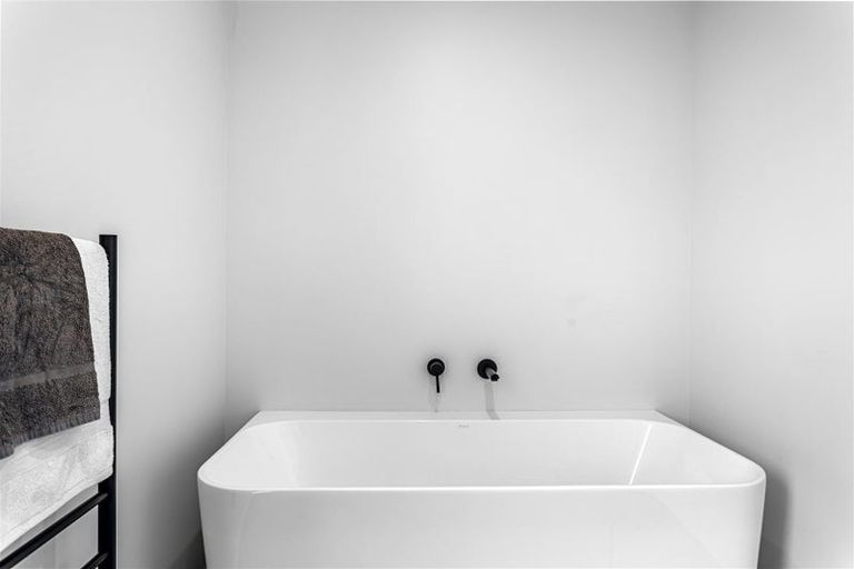 Photo of property in 77 Kingsdowne Drive, West Melton, 7618