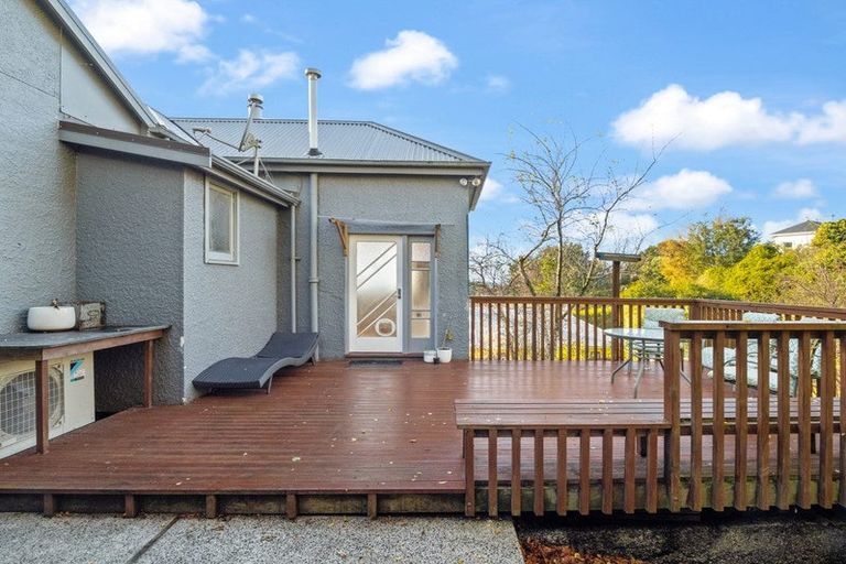 Photo of property in 52 Argyle Street, Mornington, Dunedin, 9011
